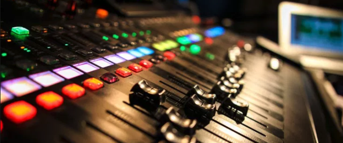 mixing board monitor